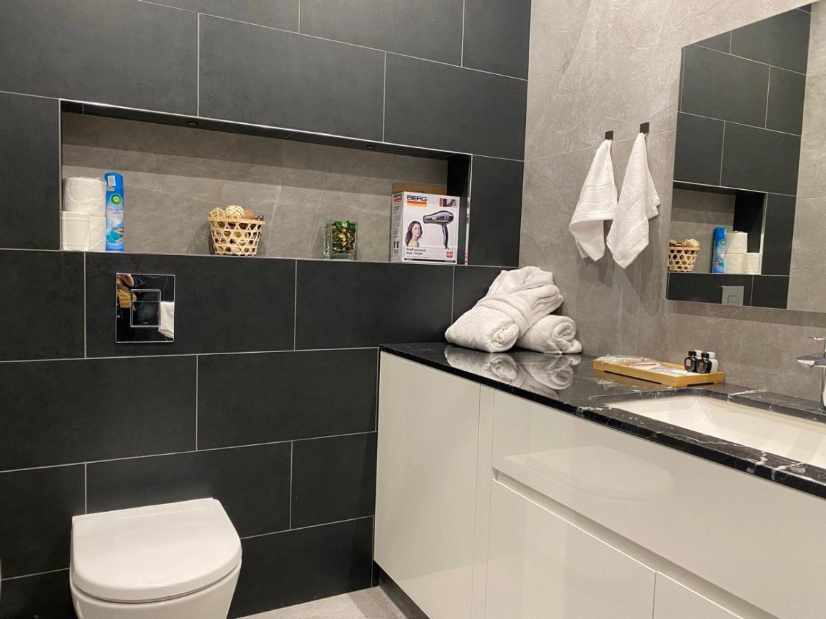 Luxury Modern Apartment In The Center Of Jerevan Exteriör bild