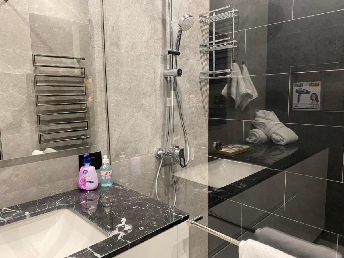 Luxury Modern Apartment In The Center Of Jerevan Exteriör bild